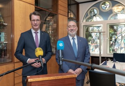 Ministerpräsident Hendrik Wüst trifft den Botschafter des Staates Israel Ron Prosor