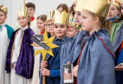 Ministerpräsident Hendrik Wüst empfängt Sternsinger zum traditionellen Dreikönigssingen