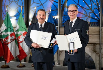 Polizeihauptkommissare Joachim Hoen aus Hamm und Mario Reck aus Welver