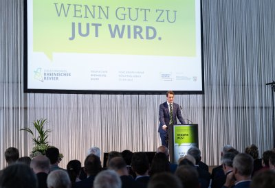 Eine gute Zukunft für das Rheinische Revier – Land und Region unterzeichnen Reviervertrag 2.0