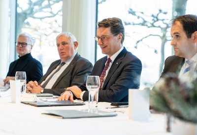 Einigkeit bei Ministerpräsident Wüst und EU-Kommissar Schmit: Unternehmen brauchen mehr denn je Planungssicherheit