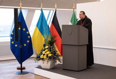 Ministerpräsident Hendrik Wüst und Kölns Oberbürgermeisterin Henriette Reker werden mit Orden der Ukrainisch-Orthodoxen Kirche ausgezeichnet