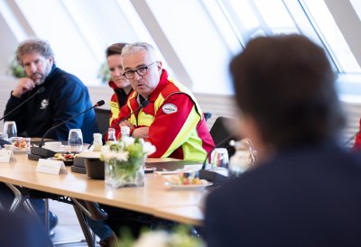 Ministerpräsident Wüst dankt nordrhein-westfälischen Helfern für Erdbebeneinsatz in der Türkei und Syrien