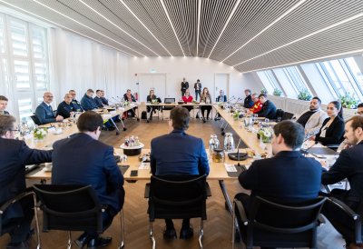 Ministerpräsident Wüst dankt nordrhein-westfälischen Helfern für Erdbebeneinsatz in der Türkei und Syrien