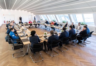 Ministerpräsident Wüst dankt nordrhein-westfälischen Helfern für Erdbebeneinsatz in der Türkei und Syrien