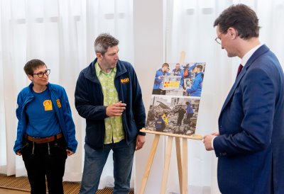 Ministerpräsident Wüst dankt nordrhein-westfälischen Helfern für Erdbebeneinsatz in der Türkei und Syrien