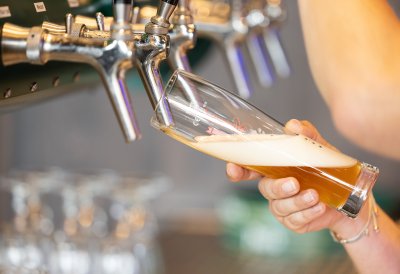 Ministerpräsident Hendrik Wüst besucht die Pott’s Brauerei in Oelde