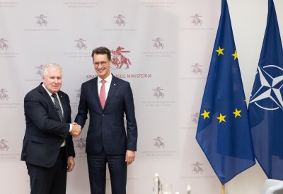 Gespräch mit dem Verteidigungsminister der Republik Litauen, Herrn Arvydas Anasauskas