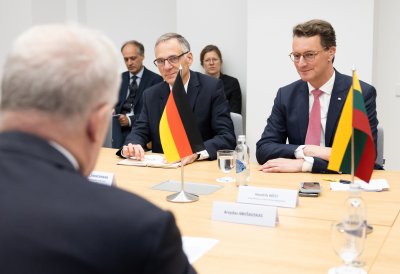 Gespräch mit dem Verteidigungsminister der Republik Litauen, Herrn Arvydas Anasauskas