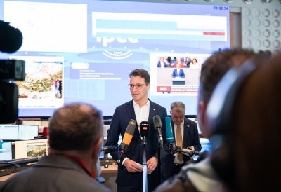 Ministerpräsident Wüst und Innenminister Reul besuchen das International Police Cooperation Center
