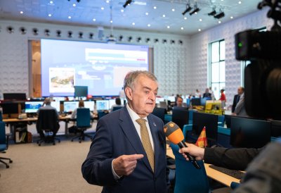 Ministerpräsident Wüst und Innenminister Reul besuchen das International Police Cooperation Center
