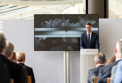 Landtag und Landesregierung gedenken Opfer von Hamas-Terrorangriff