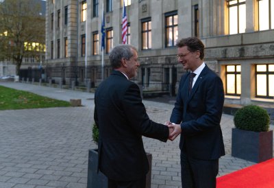 Ministerpräsident Wüst empfängt Gouverneur von Nebraska Jim Pillen 