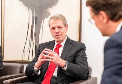 Ministerpräsident Wüst empfängt Gouverneur von Nebraska Jim Pillen 