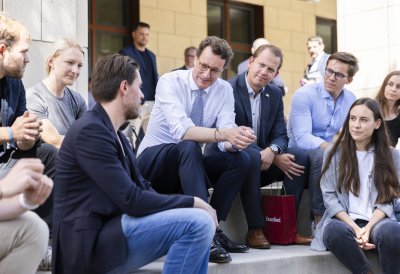 Ministerpräsident Wüst besucht die Stanford University im Süden von San Francisco