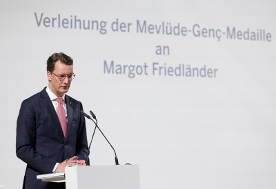 Verleihung der Mevlüde-Genç-Medaille an Margot Friedländer