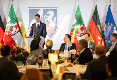 Ministerpräsident Hendrik Wüst lädt zum traditionellen Fastenbrechen in die Staatskanzlei ein