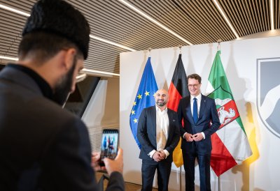 Ministerpräsident Hendrik Wüst lädt zum traditionellen Fastenbrechen in die Staatskanzlei ein