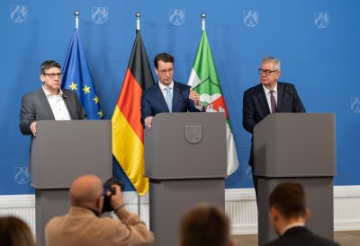 Pressekonferenz mit Spitzvertretern der nordrhein-westfälischen Industrie