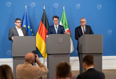 Pressekonferenz mit Spitzvertretern der nordrhein-westfälischen Industrie