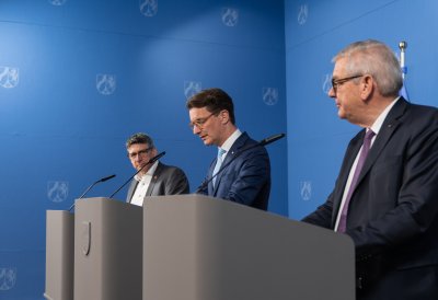 Pressekonferenz mit Spitzvertretern der nordrhein-westfälischen Industrie