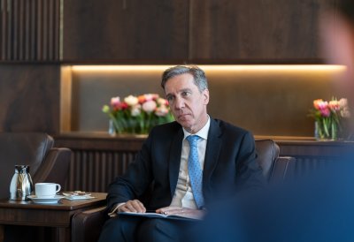 Ministerpräsident Hendrik Wüst empfängt den Botschafter Griechenlands