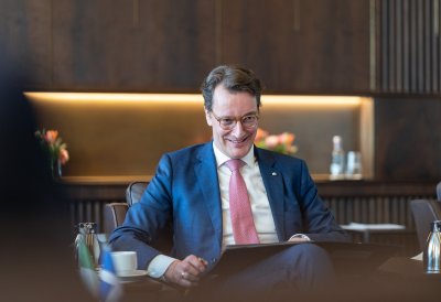 Ministerpräsident Hendrik Wüst empfängt den Botschafter Griechenlands