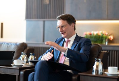 Ministerpräsident Hendrik Wüst empfängt den Botschafter Griechenlands