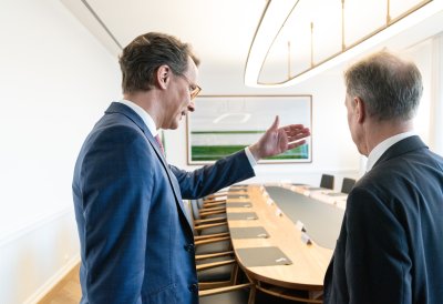 Ministerpräsident Hendrik Wüst empfängt den Botschafter Griechenlands