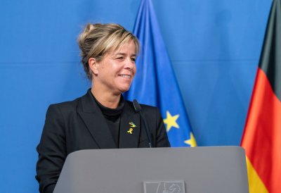 Ehemaliger ESA-Astronaut Prof. Dr. Reinhold Ewald wird Raumfahrtbotschafter des Landes Nordrhein-Westfalen