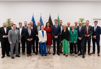 Gruppenbild mit dem Ministerpräsidenten und US-Wirtschaftsvertretern