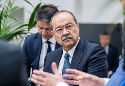 Ministerpräsident Wüst empfängt den Premierminister der Republik Usbekistan Abdulla Aripov