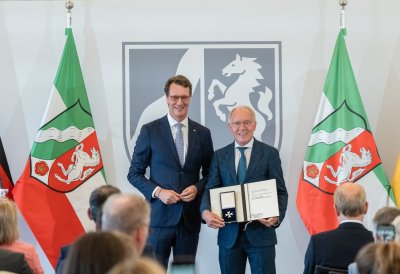 Prof. Dr. Karl-Rudolf Korte aus Worms 