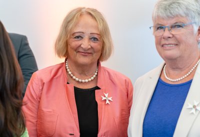 Preisträgerin Sabine Leutheusser Schnarrenberger und Hanne Watty