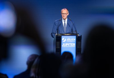 Der schnellste Computer Europas steht in Nordrhein-Westfalen: Bundeskanzler Merz und Ministerpräsident Wüst weihen Supercomputer in Jülich ein