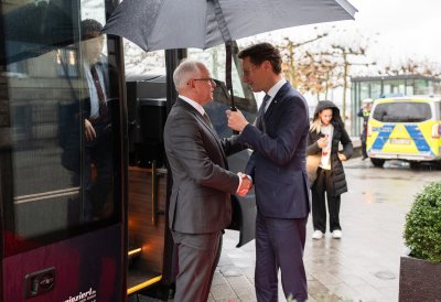 Ministerpräsident Wüst empfängt den Gouverneur von Minnesota Tim Walz