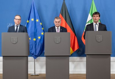 Kabinettpressekonferenz zur Bekämpfung organisierter Finanzkriminalität
