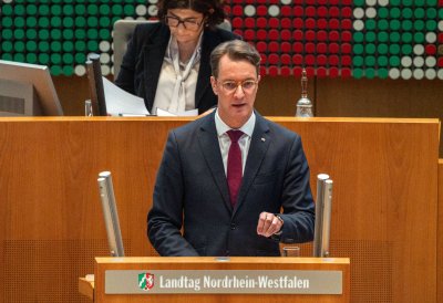 Nordrhein-Westfalen weiter auf klarem Kurs: Haushalt setzt Schwerpunkte auf Bildung, Sicherheit, starke Kommunen und Zukunftsinvestitionen