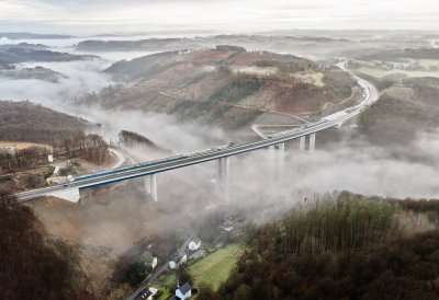 Vorzeitige Wiedereröffnung der A45-Talbrücke Rahmede setzt bundesweites Signal