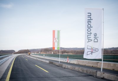 Vorzeitige Wiedereröffnung der A45-Talbrücke Rahmede setzt bundesweites Signal