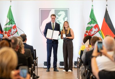 Ministerpräsident Hendrik Wüst verleiht Verdienstorden des Landes Nordrhein-Westfalen an 15 Persönlichkeiten