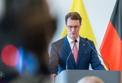 Dr. Heiner Wilmer legt Treueid als künftiger Bischof von Münster ab