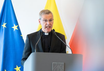 Dr. Heiner Wilmer legt Treueid als künftiger Bischof von Münster ab