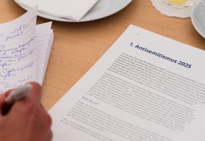 Löhrmann: Judenhass darf nicht zur Normalität werden