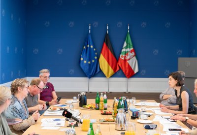 Löhrmann: Judenhass darf nicht zur Normalität werden