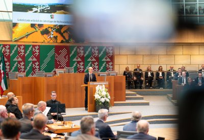 Fünf Jahre nach der Hochwasserkatastrophe: Gemeinsames Gedenken von Landtag und Landesregierung im Beisein von Bundespräsident Steinmeier