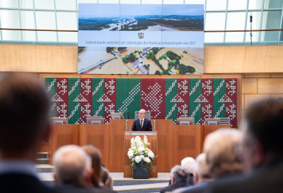 Fünf Jahre nach der Hochwasserkatastrophe: Gemeinsames Gedenken von Landtag und Landesregierung im Beisein von Bundespräsident Steinmeier 