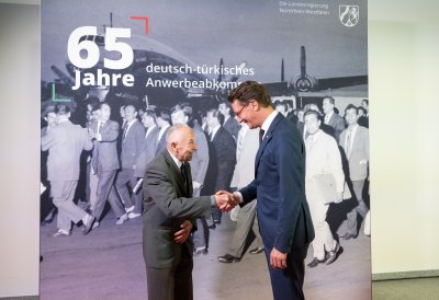 65 Jahre Anwerbeabkommen: Ministerpräsident Wüst dankt Gastarbeitern und würdigt Leistung und gemeinsame Geschichte türkeistämmiger Menschen für Nordrhein-Westfalen