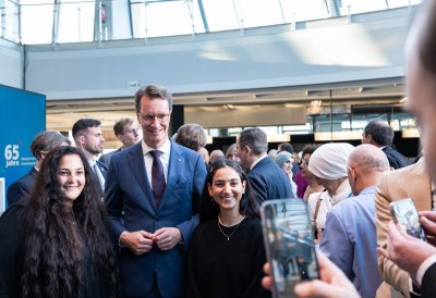 65 Jahre Anwerbeabkommen: Ministerpräsident Wüst dankt Gastarbeitern und würdigt Leistung und gemeinsame Geschichte türkeistämmiger Menschen für Nordrhein-Westfalen