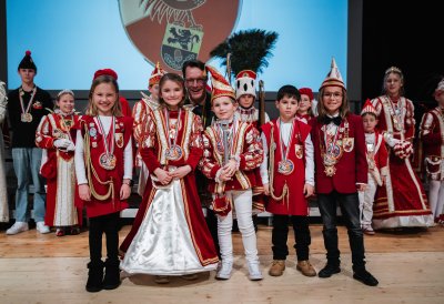 Gruppenfoto auf der Bühne